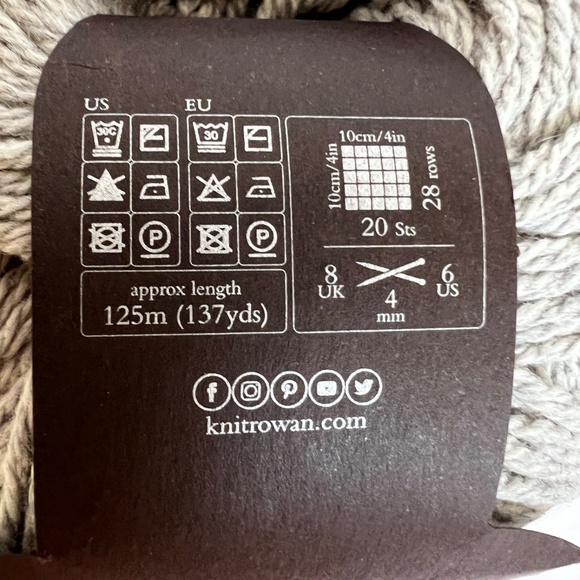 ROWAN Cotton Cashmere Yarn 50 g each Made in Italy Gray & Taupe Lot of 2 New - Picture 8 of 8